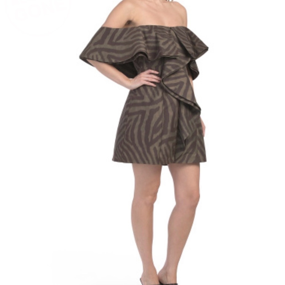 🤎 One33 Social Elegant Off-Shoulder Brown Zebra-Like Print Dress